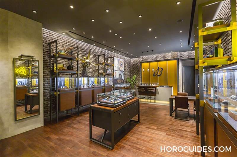 百年靈臺(tái)北101專賣店試營(yíng)運(yùn)SuperOcean新表全新到貨-復(fù)刻表