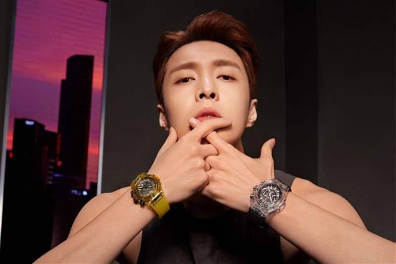 紋身聯乘腕表！Hublot推出全新白色Big Bang Unico Sang Bleu II