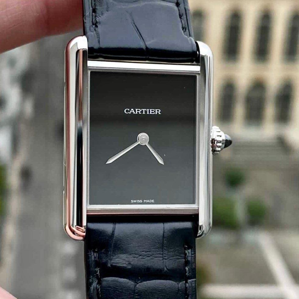 買一款專屬卡地亞的紅！Pasha de Cartier雙色發(fā)行新春限定