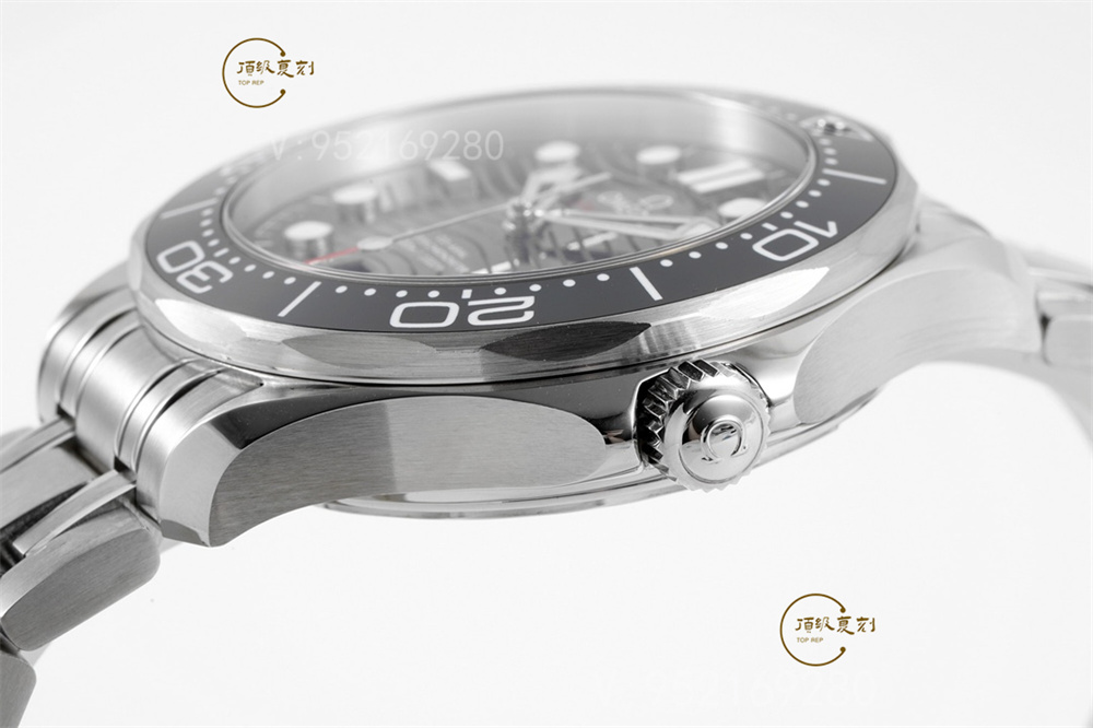 ZF廠2022復刻歐米茄海馬300系列腕表能超越vs廠和or廠海馬300嗎