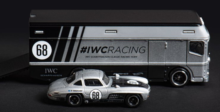 萬國表與梅賽德斯奔馳有著長期的合作關系