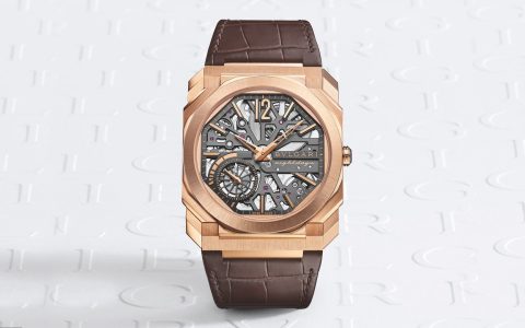 寶格麗推出全新 Octo Finissimo Skeleton 8 天腕表，將創紀錄的纖薄度放在一邊，支持動力儲存