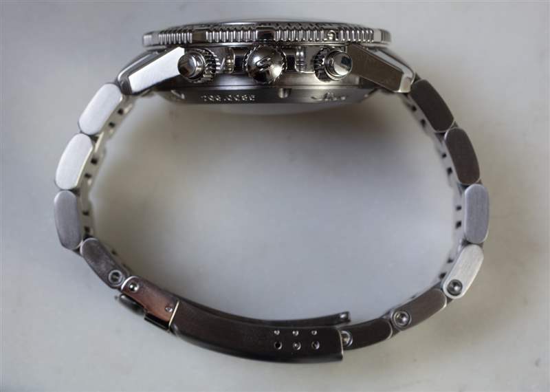 觀看評(píng)論：Sinn 206 Arktis II，一個(gè)溫暖你心的寒冷天氣潛水員