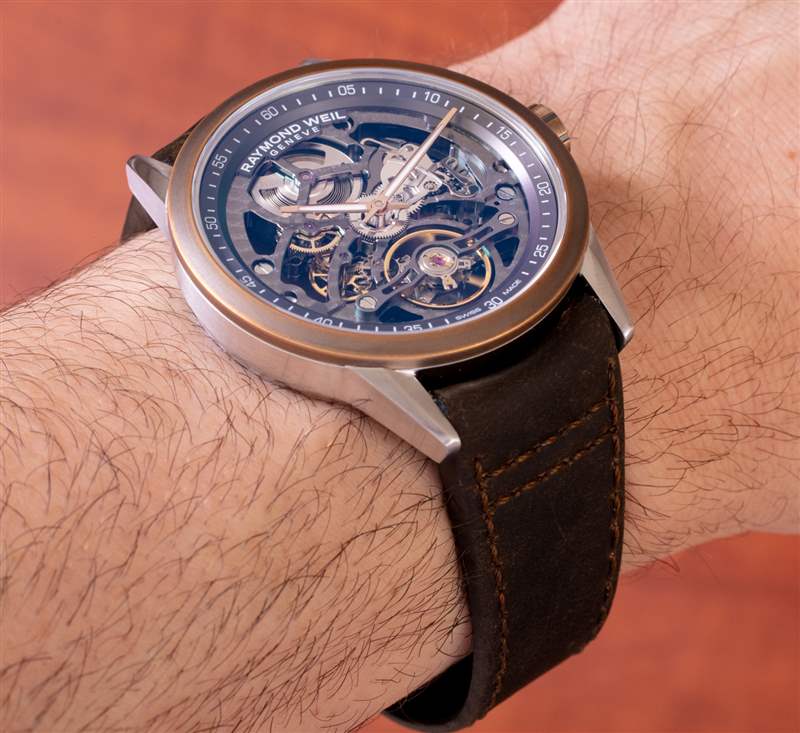 觀看評(píng)論：Raymond Weil Freelancer RW1212 骷髏青銅