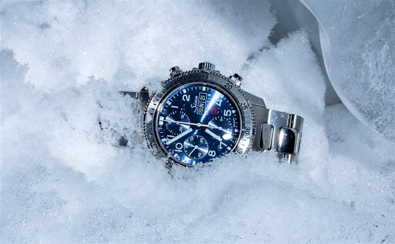 觀看評(píng)論：Sinn 206 Arktis II，一個(gè)溫暖你心的寒冷天氣潛水員