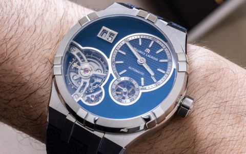 觀看評論：艾美表艾康大師大日期