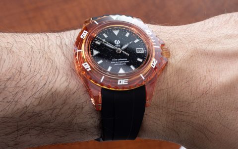 觀看評論：ArtyA Diver Spritz 橙色藍寶石水晶