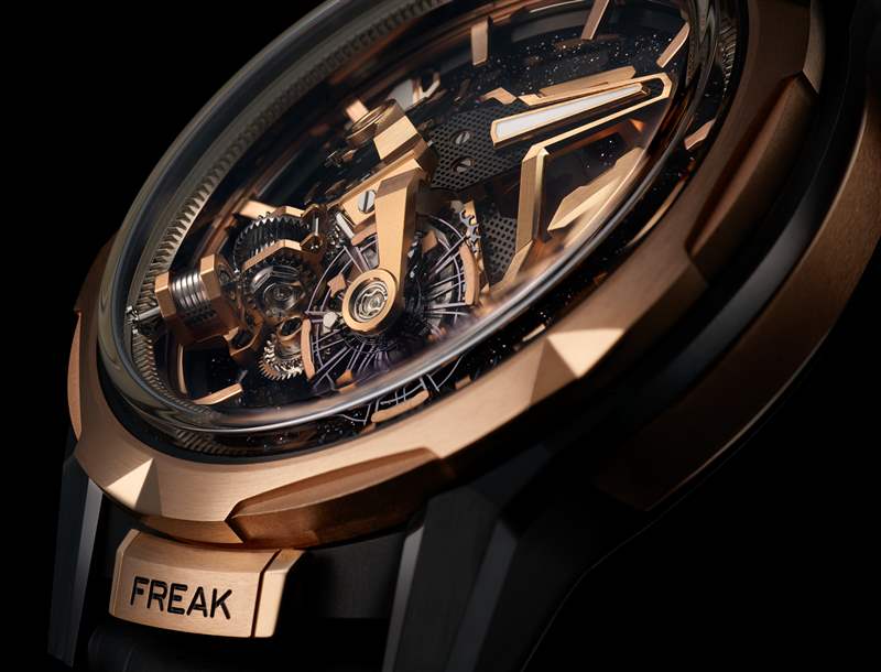 Ulysse Nardin Freak S 自動(dòng)腕表帶雙 DiamonSil 調(diào)節(jié)系統(tǒng)