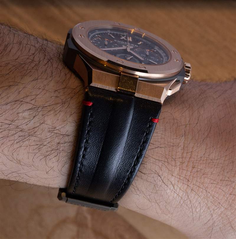 動手操作：蕭邦 Alpine Eagle Chrono XL 玫瑰金和陶瓷鈦，以及朗訊鋼表