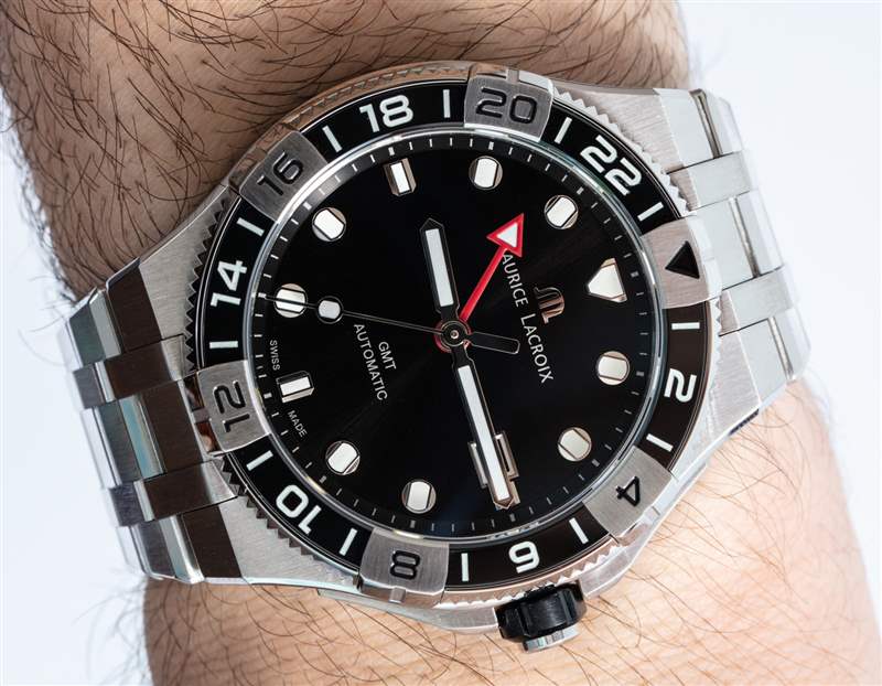 觀看評論：Maurice Lacroix Aikon Venturer GMT