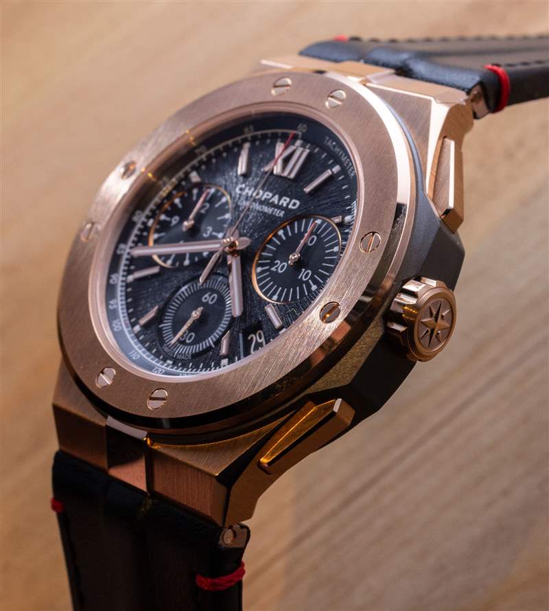 動手操作：蕭邦 Alpine Eagle Chrono XL 玫瑰金和陶瓷鈦，以及朗訊鋼表