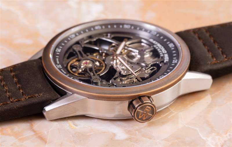 觀看評(píng)論：Raymond Weil Freelancer RW1212 骷髏青銅