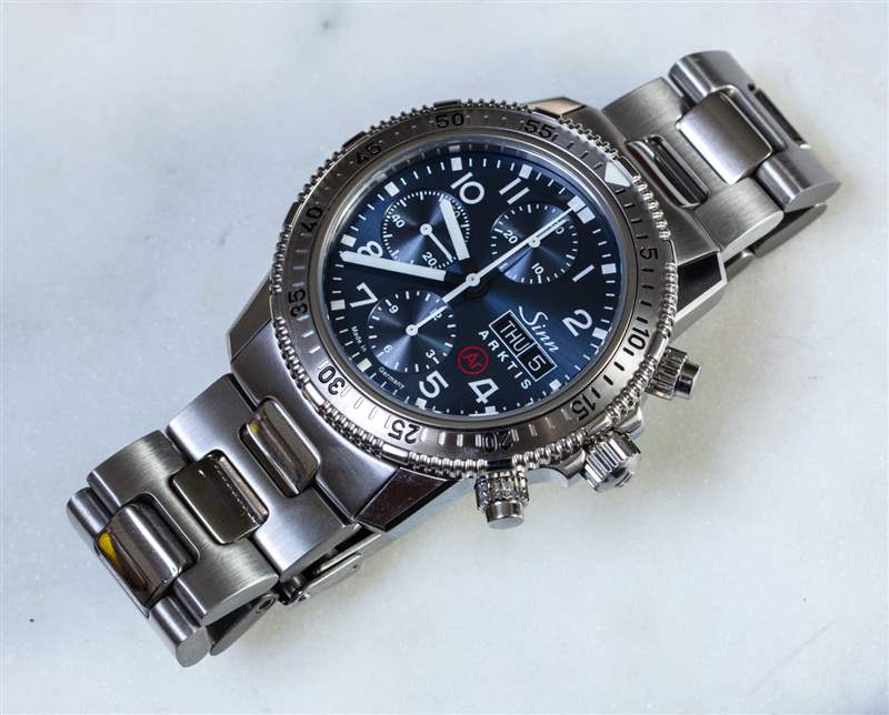 觀看評(píng)論：Sinn 206 Arktis II，一個(gè)溫暖你心的寒冷天氣潛水員