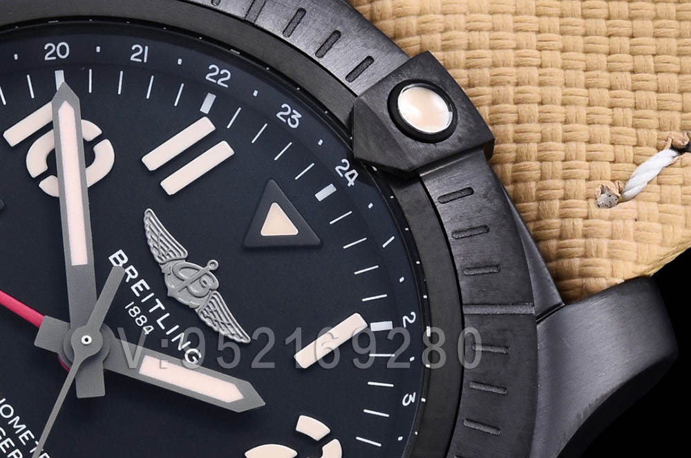 GF廠百年靈GMT雙時區(qū)夜間任務(wù)版45毫米復(fù)仇者評測