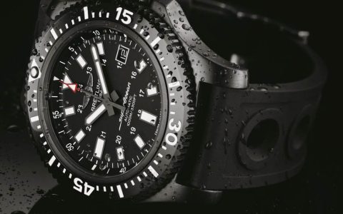 百年靈超級海洋44特別版腕表