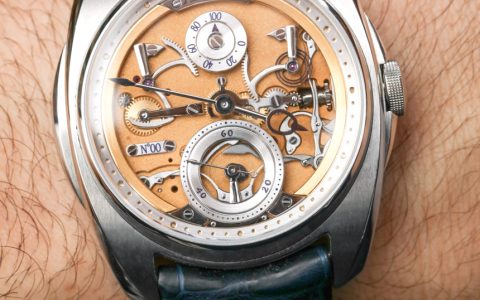 AkriviA AK-06 手表動手