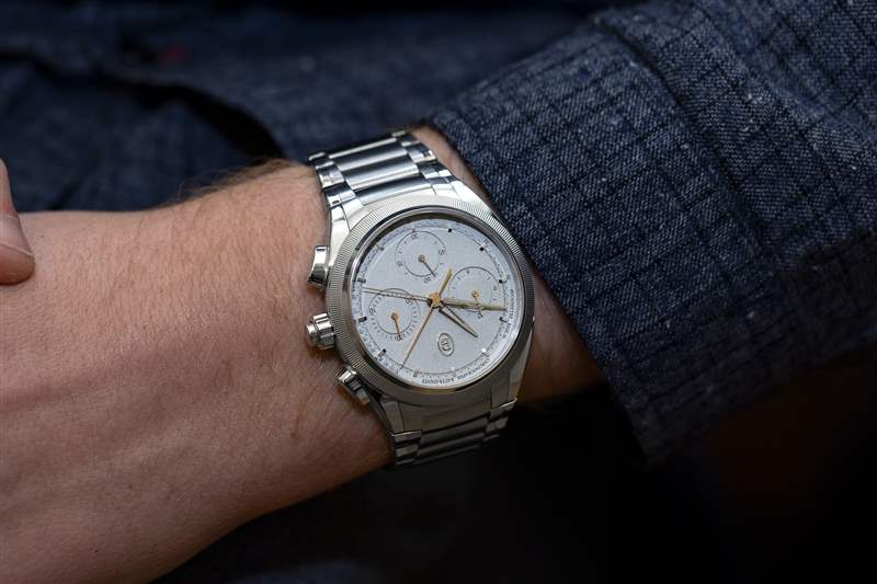 帕瑪強尼(Parmigiani)的Tonda?PF雙秒追針計時碼表是一款低調(diào)、高拍頻的杰作