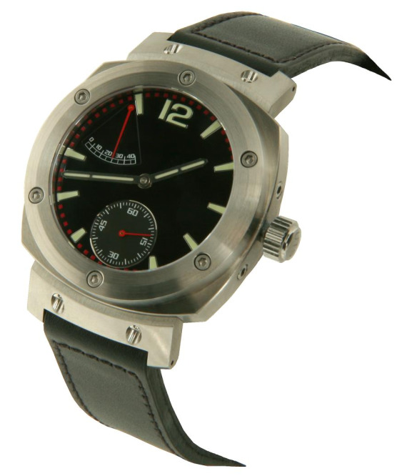 UTS冒險(xiǎn)動(dòng)力儲(chǔ)備手表在eBay上