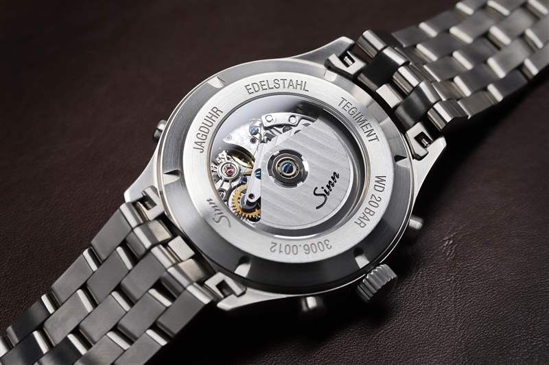 我不打獵的一周手表，但我癡迷于打獵手表