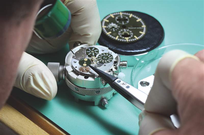 我不打獵的一周手表，但我癡迷于打獵手表