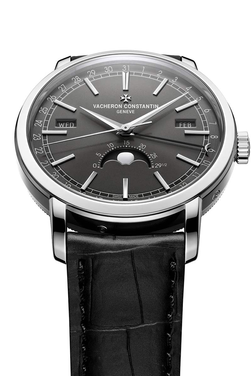 江詩丹頓 Traditionnelle Complete Calendar 白金，斜視圖顯示表盤，表殼側面的日期指示校正器