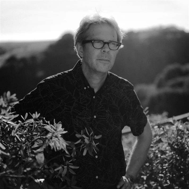 周末圍捕奇怪的信號，精疲力盡的舞臺工作人員和非常大的書