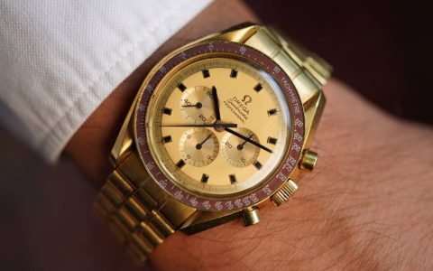 NASA水星計畫太空人的黃金超霸登月表上架開賣 “價格十分驚人”