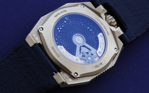 URWERK推出的UR-100 Electrum絕不是靜態(tài)的