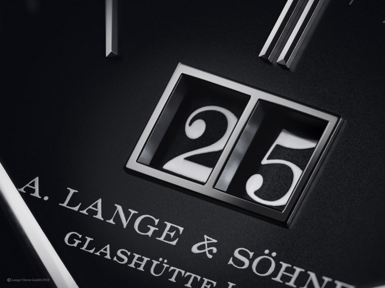 除了大日期這個特色,朗格經典款Lange 1還蘊含黃金比例設計原則?