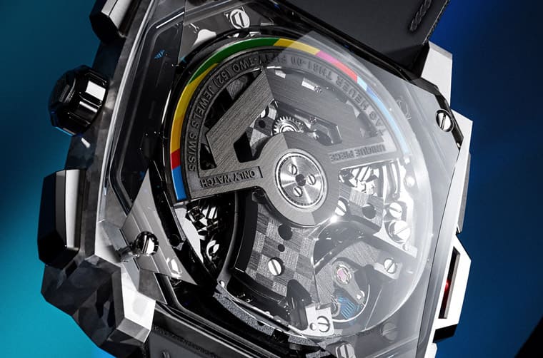 泰格豪雅Monaco雙追針搭載「品牌最輕自動(dòng)計(jì)時(shí)機(jī)芯」