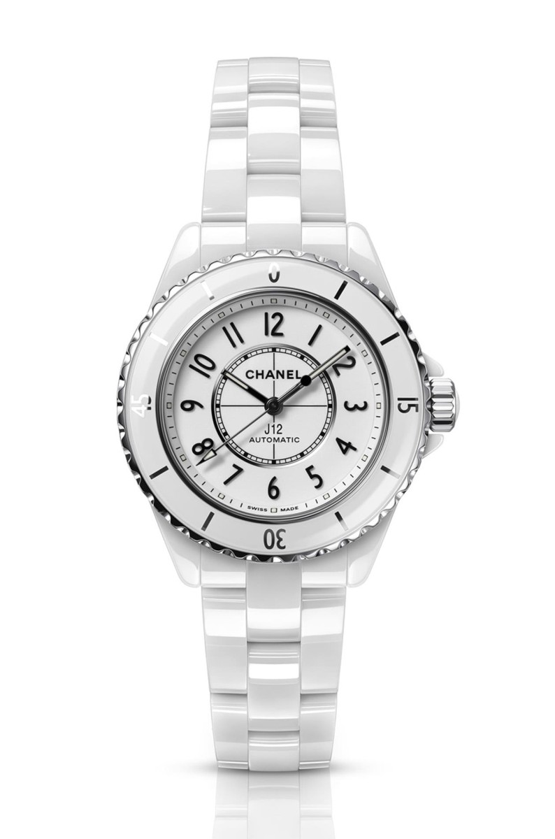 香奈兒J12系列引領陶瓷美學新風潮盤點近年重要話題大作