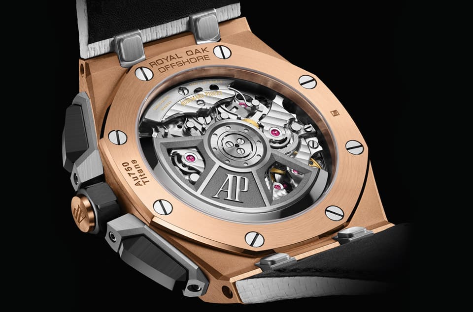 愛彼同步釋出兩款皇家橡樹離岸型自動(dòng)上鏈計(jì)時(shí)碼表異材質(zhì)搭配造型吸睛