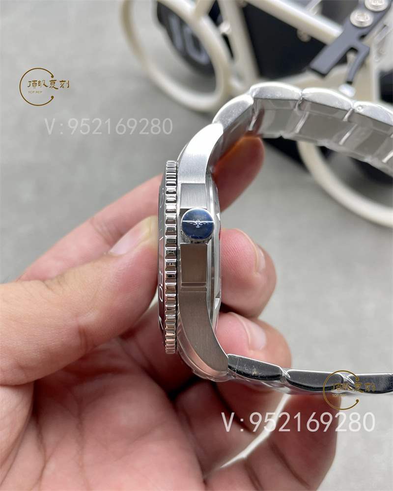 如何分辨ZF廠康卡斯?jié)撍?ZF廠浪琴康卡斯用的什么機(jī)芯