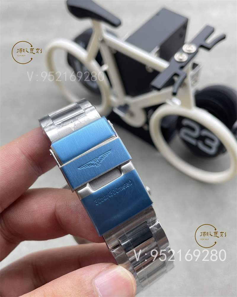 如何分辨ZF廠康卡斯?jié)撍?ZF廠浪琴康卡斯用的什么機(jī)芯