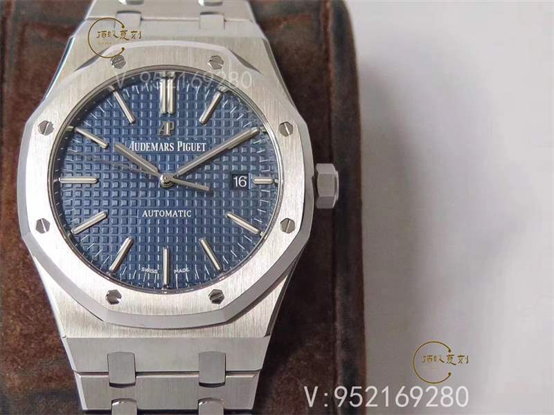 鹿晗最貴的手表價值9000萬(是謠傳還是實情)