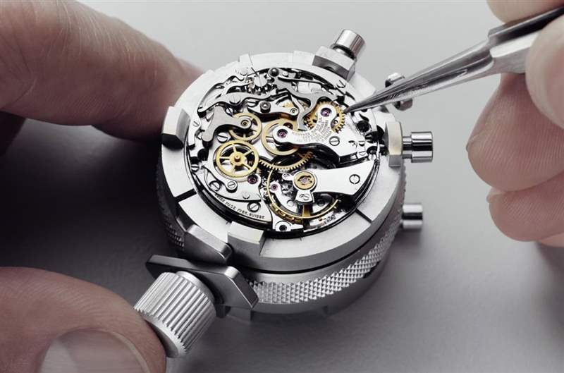 瑞士手表8月出口表現反彈成長4% 和這個市場走強有關