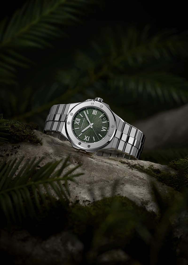 Chopard推出Alpine Eagle系列腕表新作：綠色表盤，33mm女士腕表