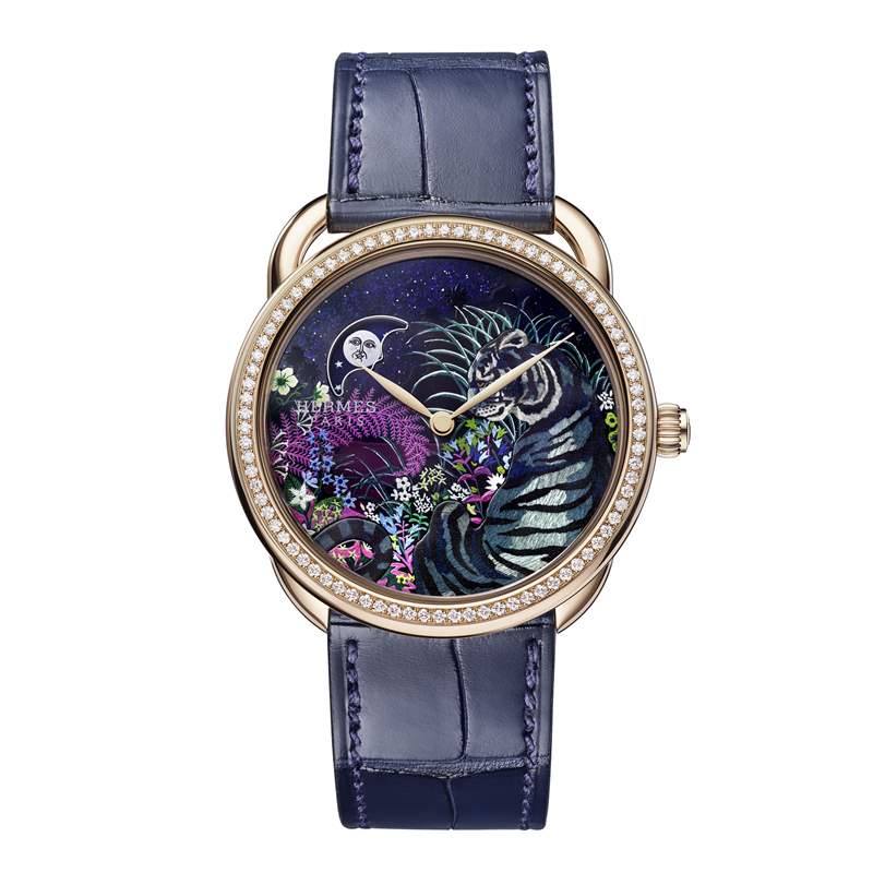 Hermès舉行「鐫刻時光」高級鐘表展：關(guān)于時間的奇思妙想