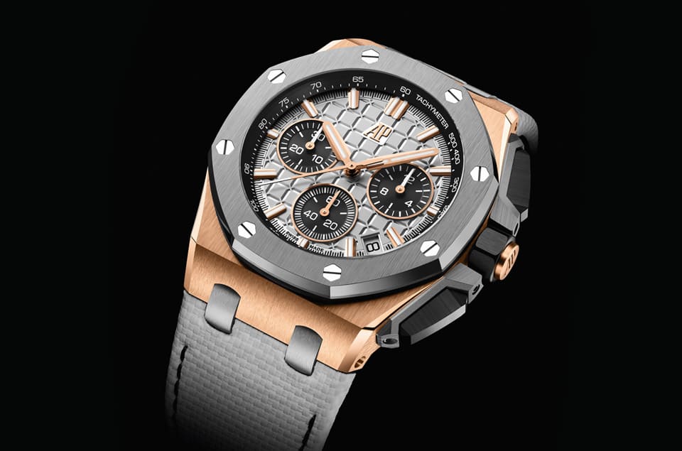 愛彼同步釋出兩款皇家橡樹離岸型自動(dòng)上鏈計(jì)時(shí)碼表異材質(zhì)搭配造型吸睛