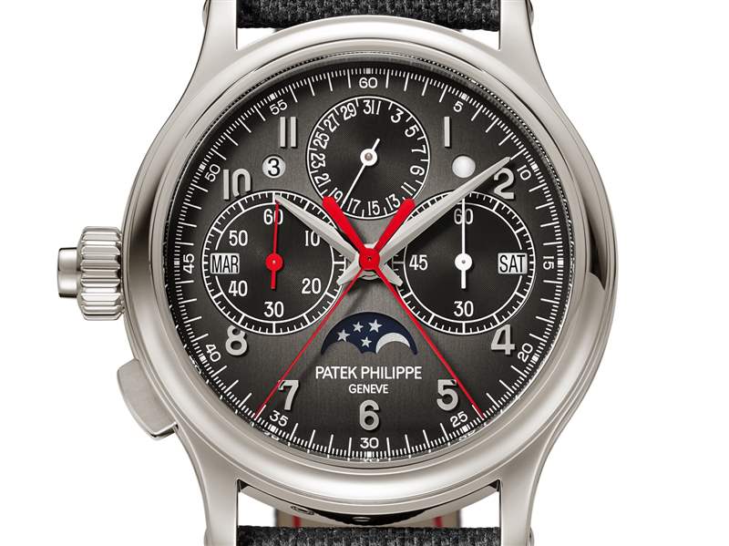 百達(dá)翡麗推出Ref. 5373P-001萬年歷雙秒追針單按鈕計(jì)時(shí)腕表：左撇子布局