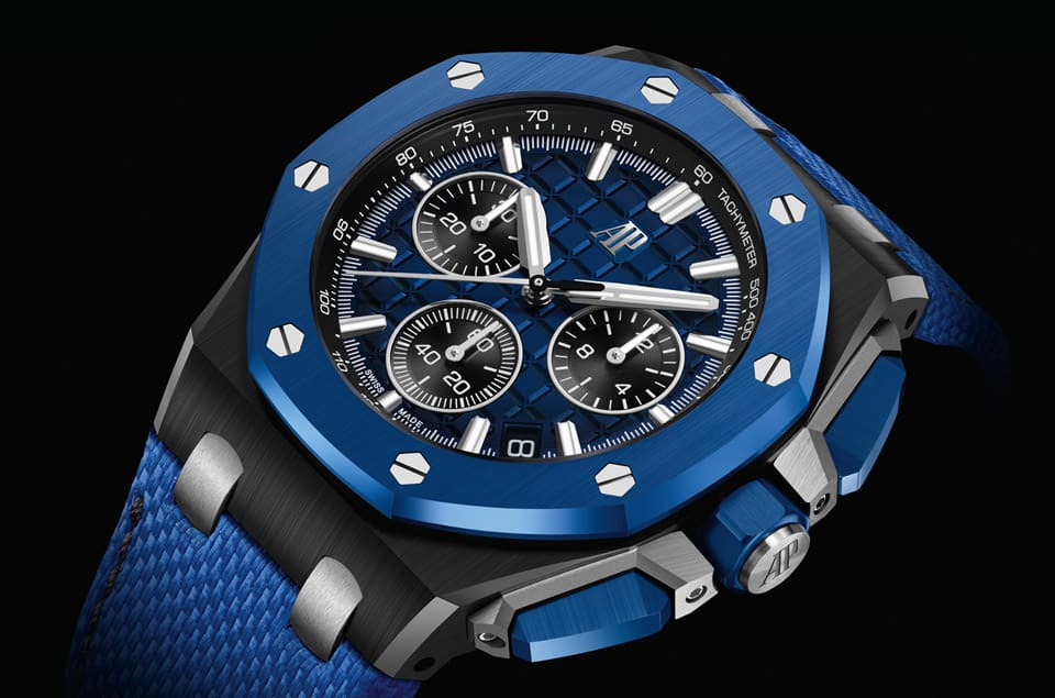 愛彼同步釋出兩款皇家橡樹離岸型自動(dòng)上鏈計(jì)時(shí)碼表異材質(zhì)搭配造型吸睛