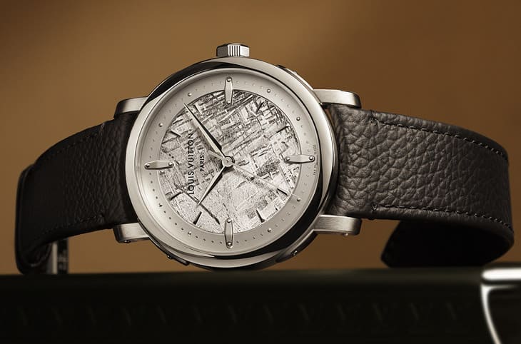 路易威登Escale系列新篇章：三針款式融合經(jīng)典行李箱元素